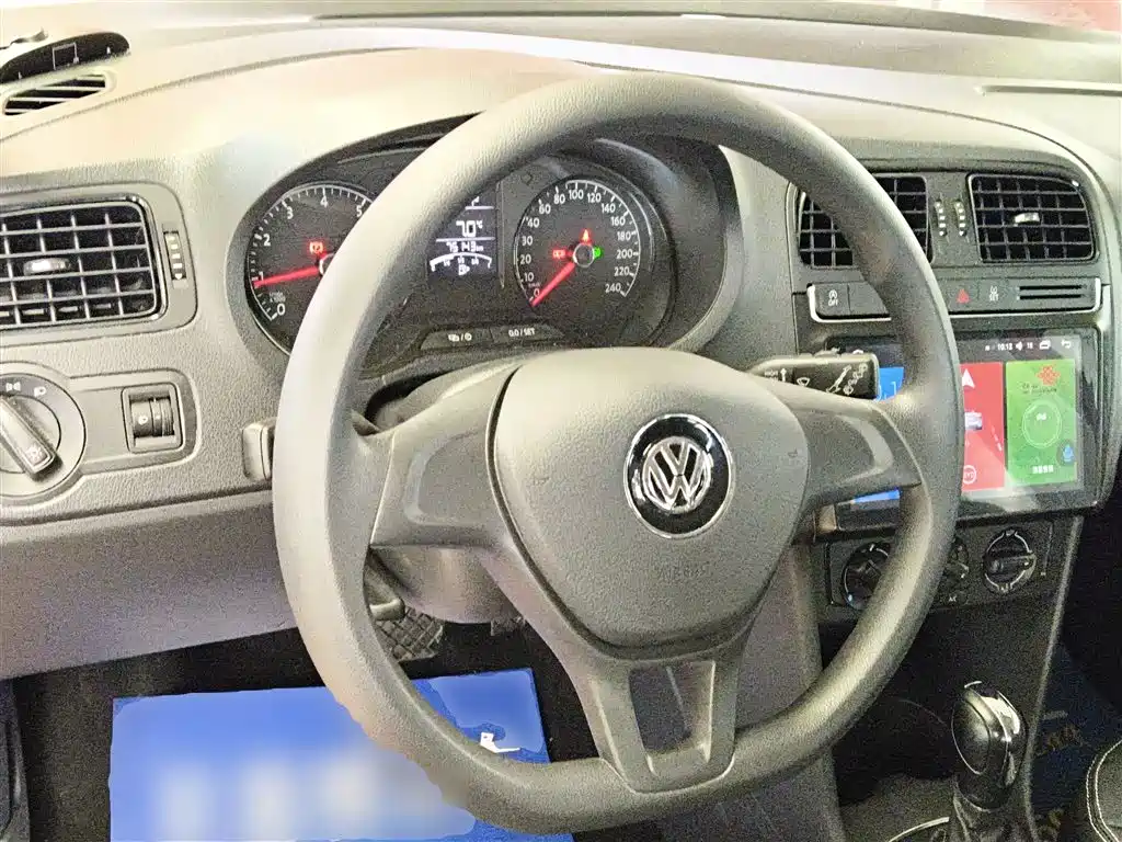 Polo 2018 1.5L automatic safe driving model купить на сайте DeffCars