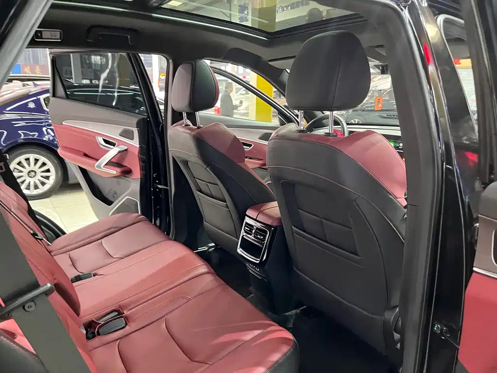 Jietu X70 PLUS 2023 model 1.5T DCT Ziqiang PRO 5 seats купить на сайте DeffCars