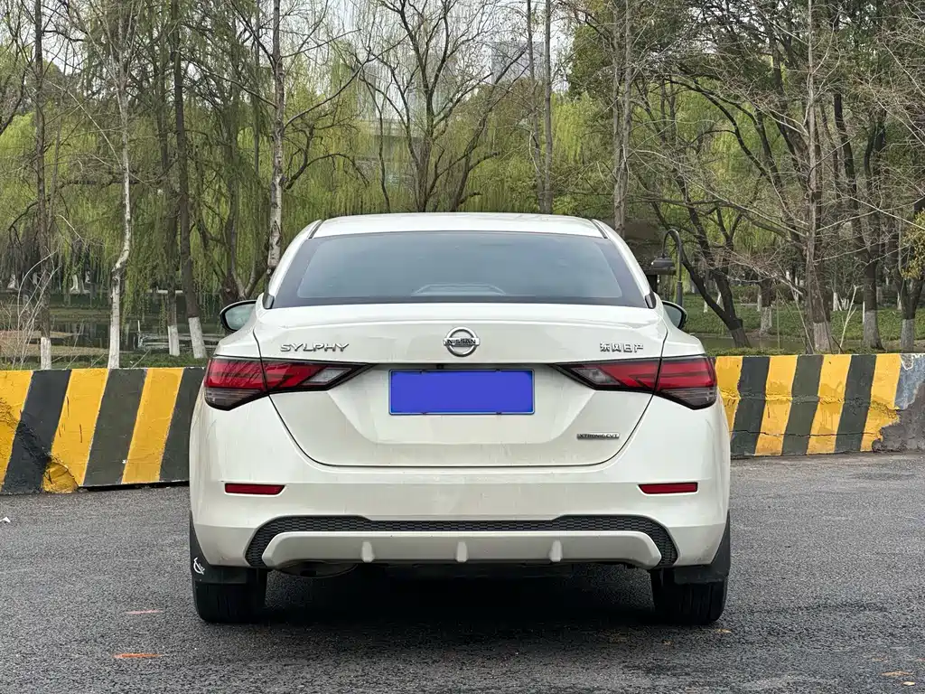Sylphy 2020 1.6L XL CVT Enjoy Edition купить на сайте DeffCars
