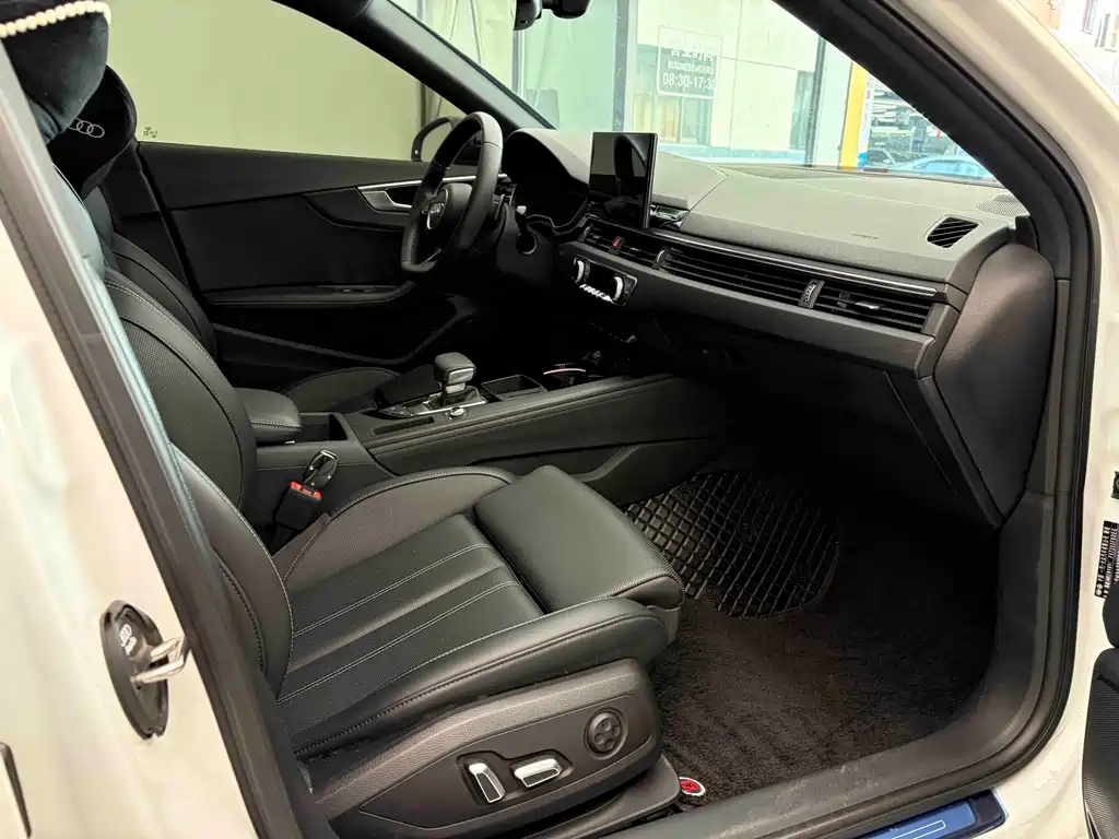 Audi A4L 2024 40 TFSI luxury and dynamic model купить на сайте DeffCars