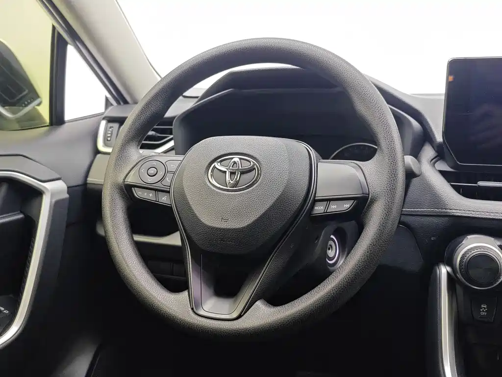 Wilanda 2024 2.0L CVT two-wheel drive leading version купить на сайте DeffCars