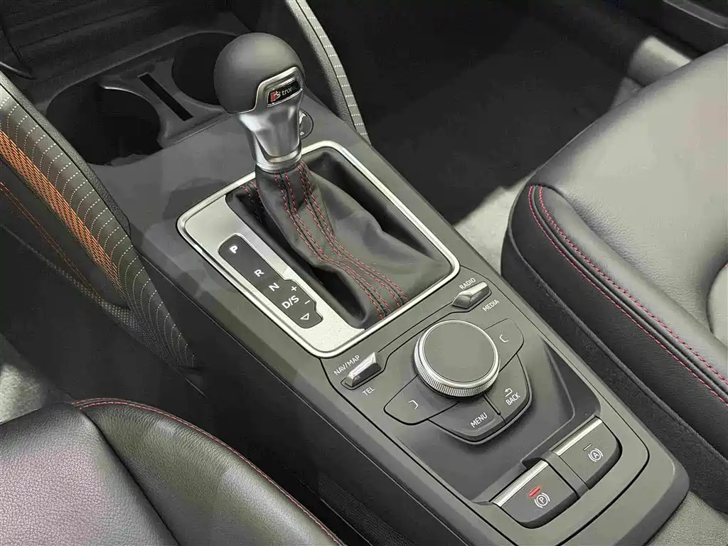 Audi Q2L 2022 35 TFSI aggressive and dynamic model купить на сайте DeffCars