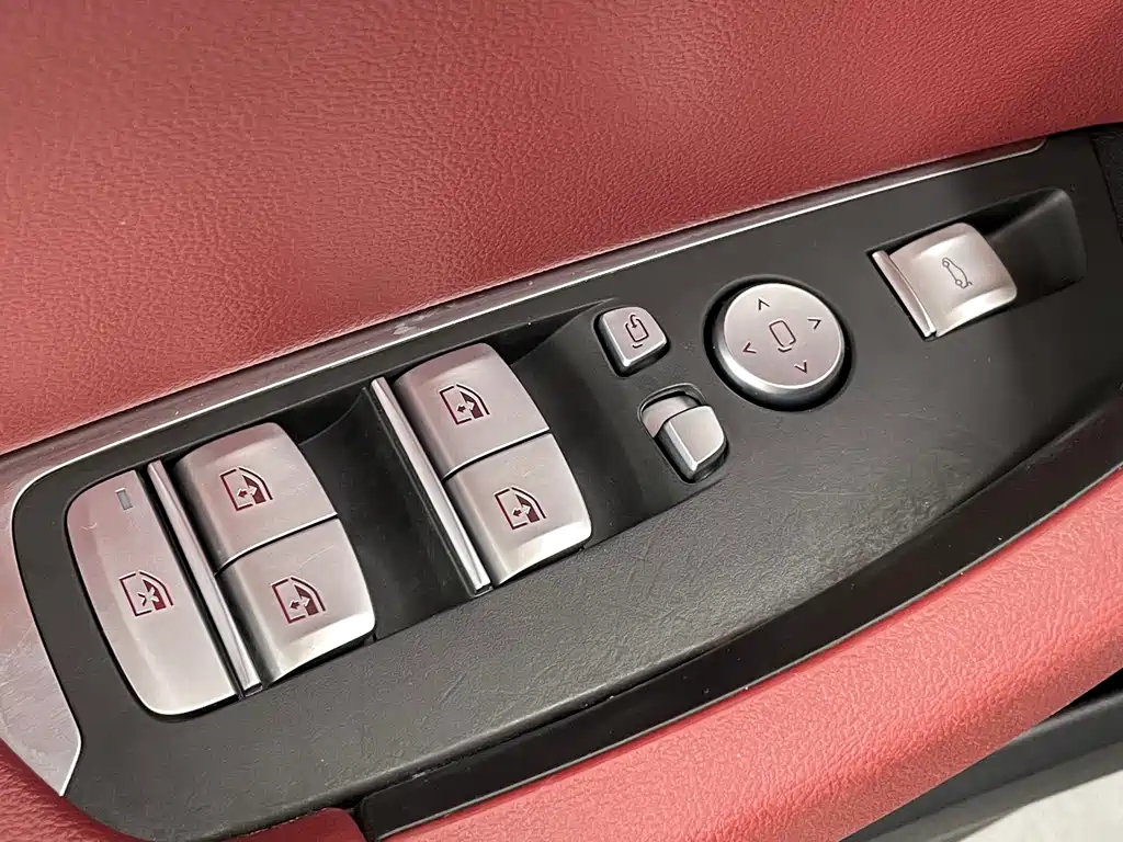 BMW X3 2023 xDrive25i M Sports Package купить на сайте DeffCars