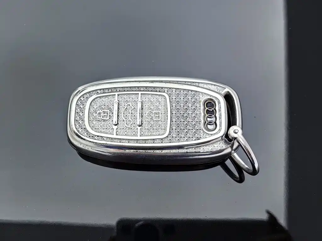 Audi A6L 2018 30th Anniversary Model TFSI Enterprising купить на сайте DeffCars