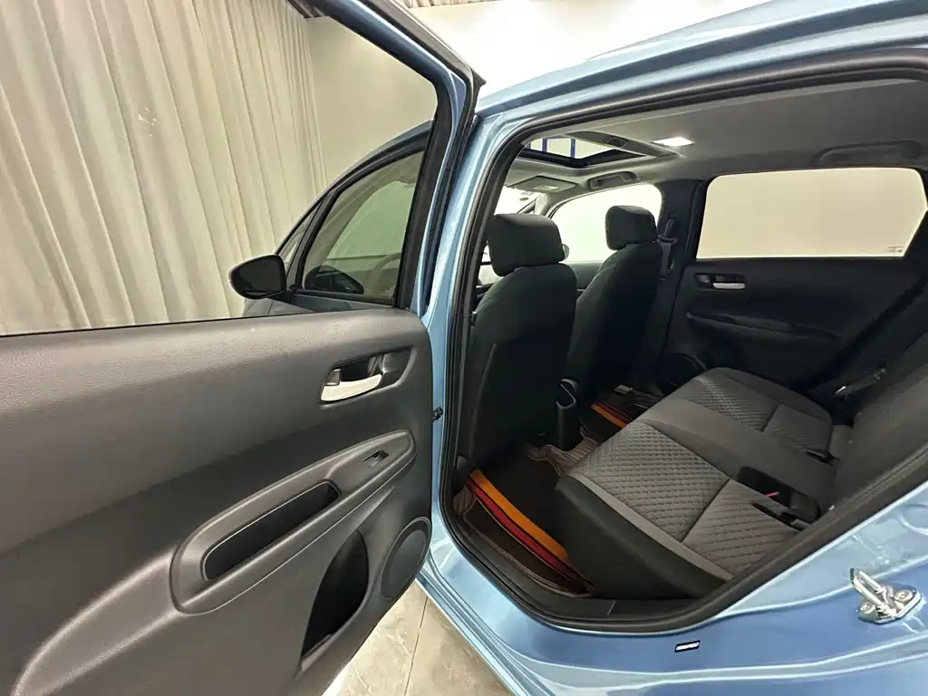 Fit 2022 1.5L CVT Trendy Sunroof Edition купить на сайте DeffCars