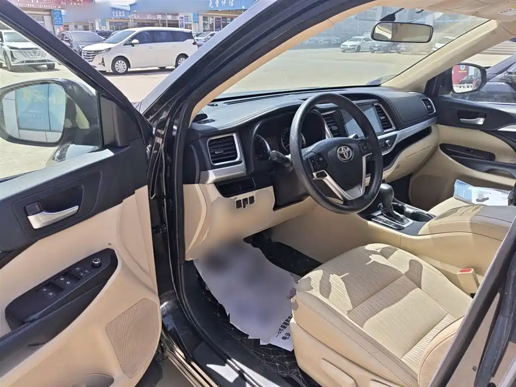 Highlander 2018 2.0T four-wheel drive elite version 7 seats National V купить на сайте DeffCars