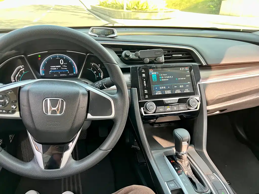Civic 2019 220TURBO CVT Dynamic Edition National V купить на сайте DeffCars