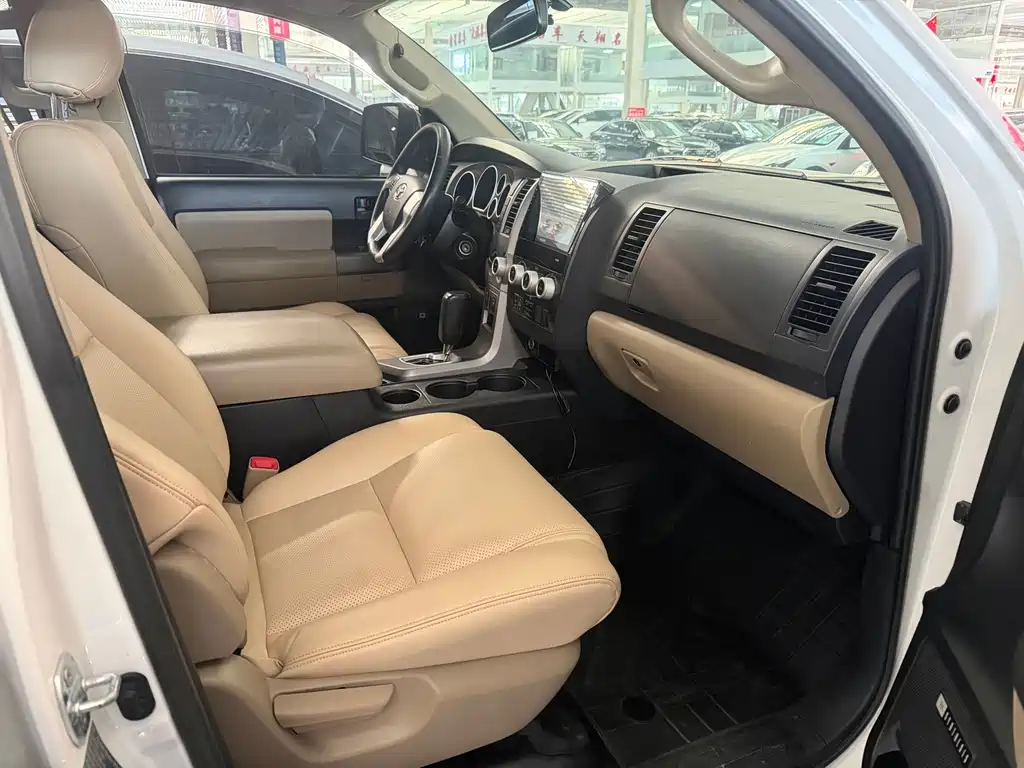 Sequoia 2010 5.7 Platinum Edition купить на сайте DeffCars