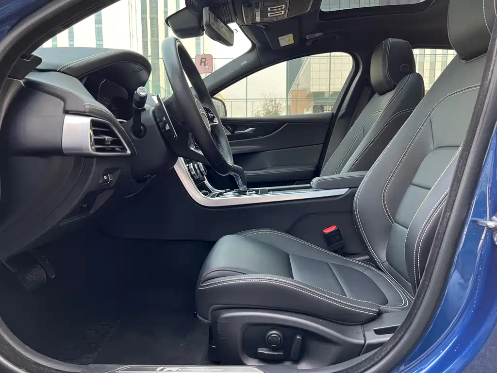 Jaguar XEL 2021 2.0T 250PS R-DYNAMIC SE Technology Sports Edition купить на сайте DeffCars