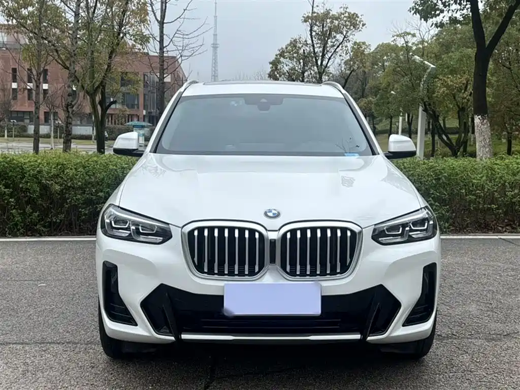 BMW X3 2022 facelift xDrive25i M sports package купить на сайте DeffCars