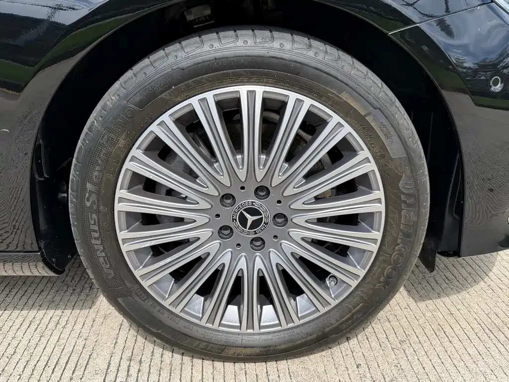 Mercedes-Benz E-Class 2021 E 300 L Luxury Model купить на сайте DeffCars