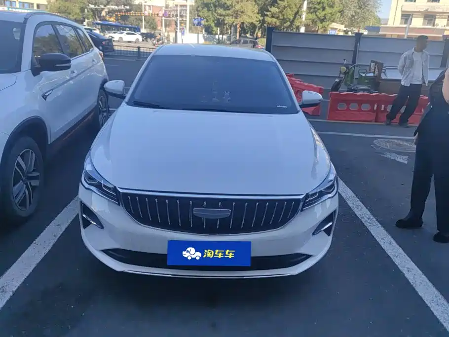 Emgrand 2026 4 million commemorative model 1.5L CVT star type купить на сайте DeffCars