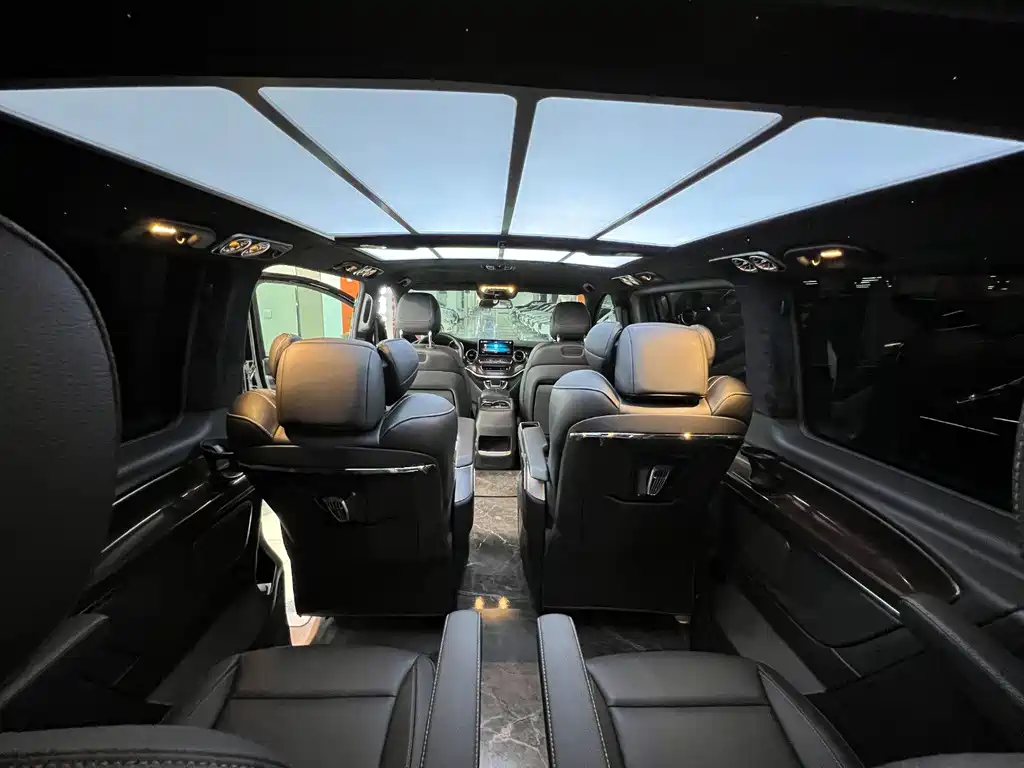 Mercedes-Benz V-Class 2022 V 260 Pilot Edition купить на сайте DeffCars