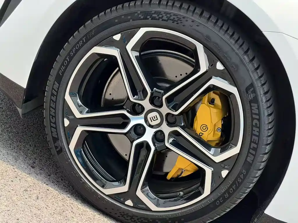 Xiaomi SU7 2024 rear-wheel drive long-range smart driving version купить на сайте DeffCars