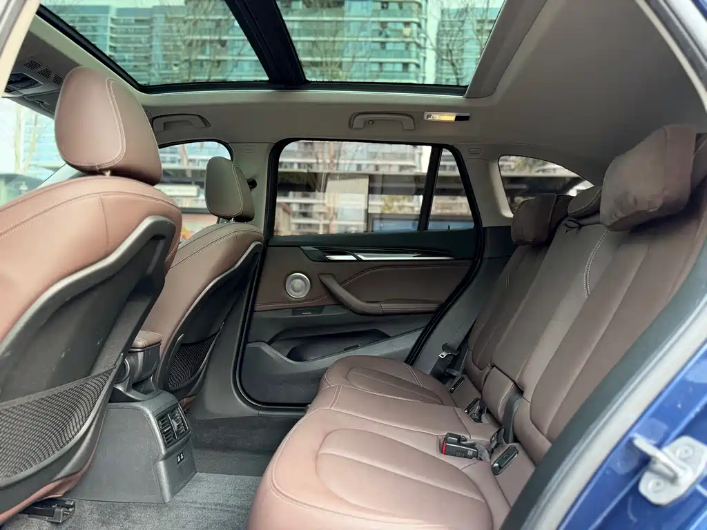 BMW X1 2021 facelift xDrive25Li exclusive model купить на сайте DeffCars