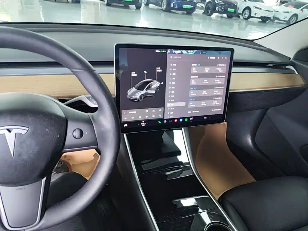 Model 3进口 2019款 长续航后驱版 купить на сайте DeffCars