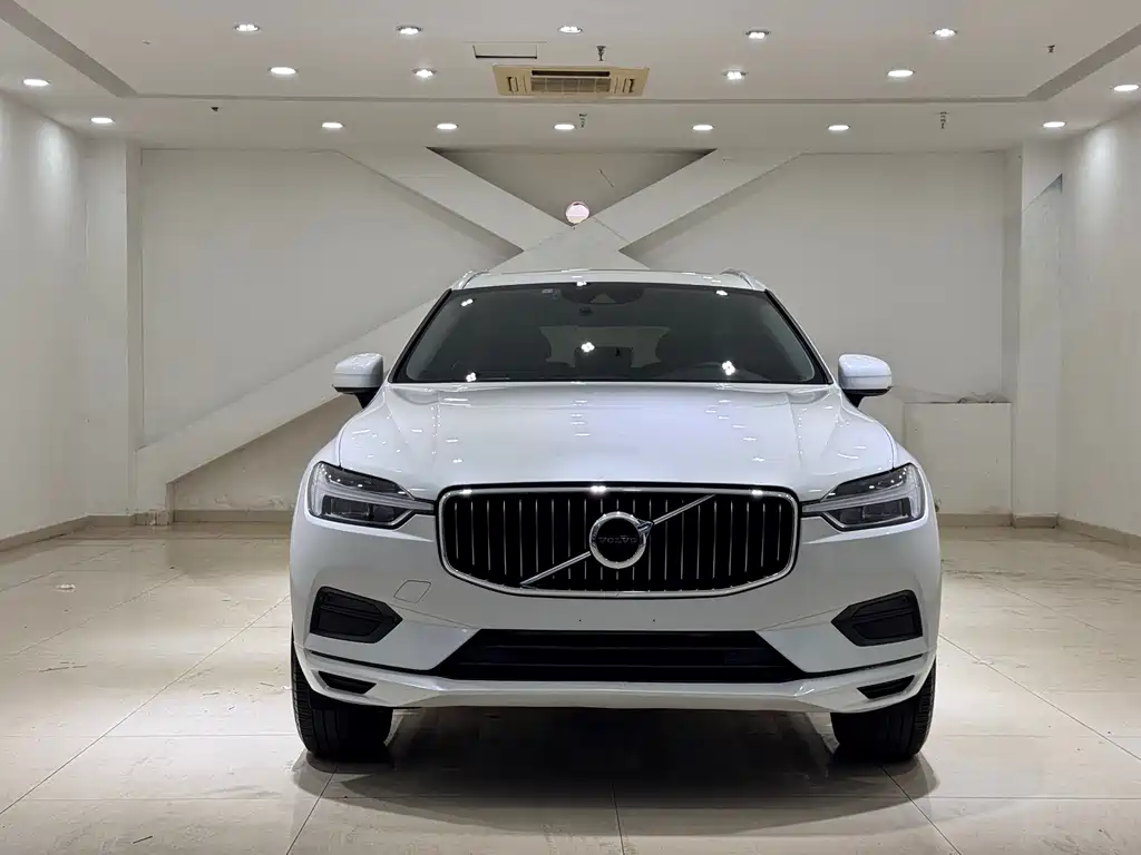 Volvo XC60 2019 T5 Four-wheel Drive Smart Edition National V купить на сайте DeffCars