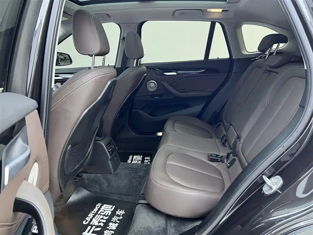 BMW X1 2022 sDrive25Li Leading Model купить на сайте DeffCars