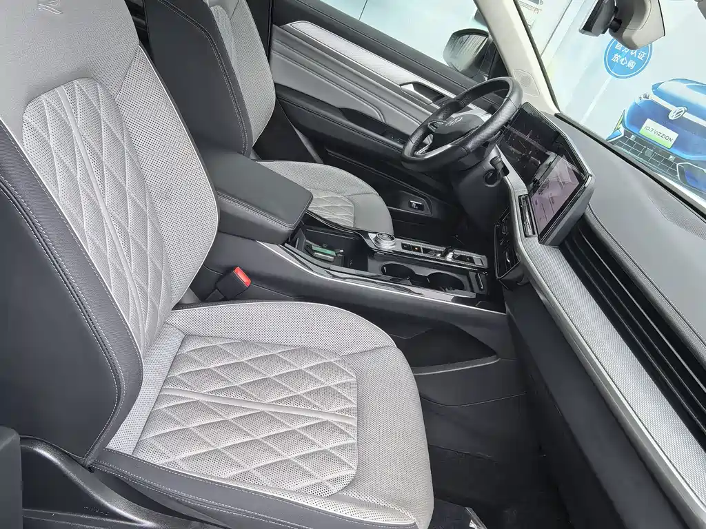 Lanxun 2023 380TSI four-wheel drive R-Line cruise version купить на сайте DeffCars