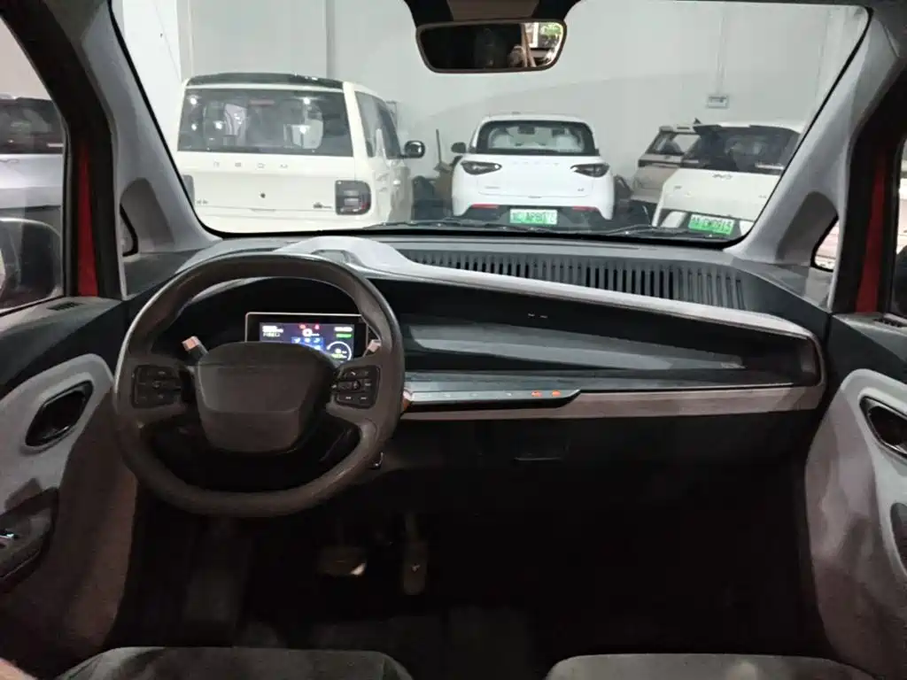 Baojun E200 2019 250KM Smart Travel Edition купить на сайте DeffCars