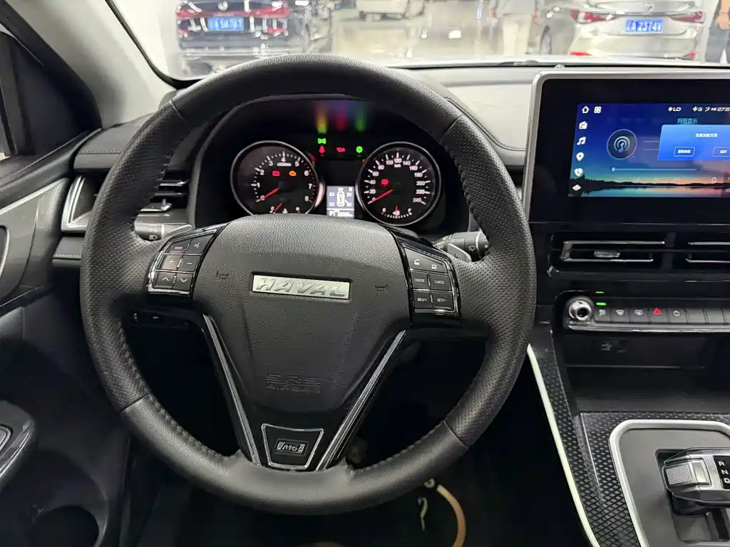 Haval M6 2021 PLUS 1.5T DCT luxury smart connected model купить на сайте DeffCars