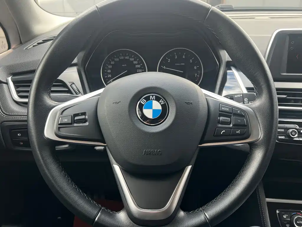 BMW 2 Series Touring 2016 218i Sports Design Package купить на сайте DeffCars