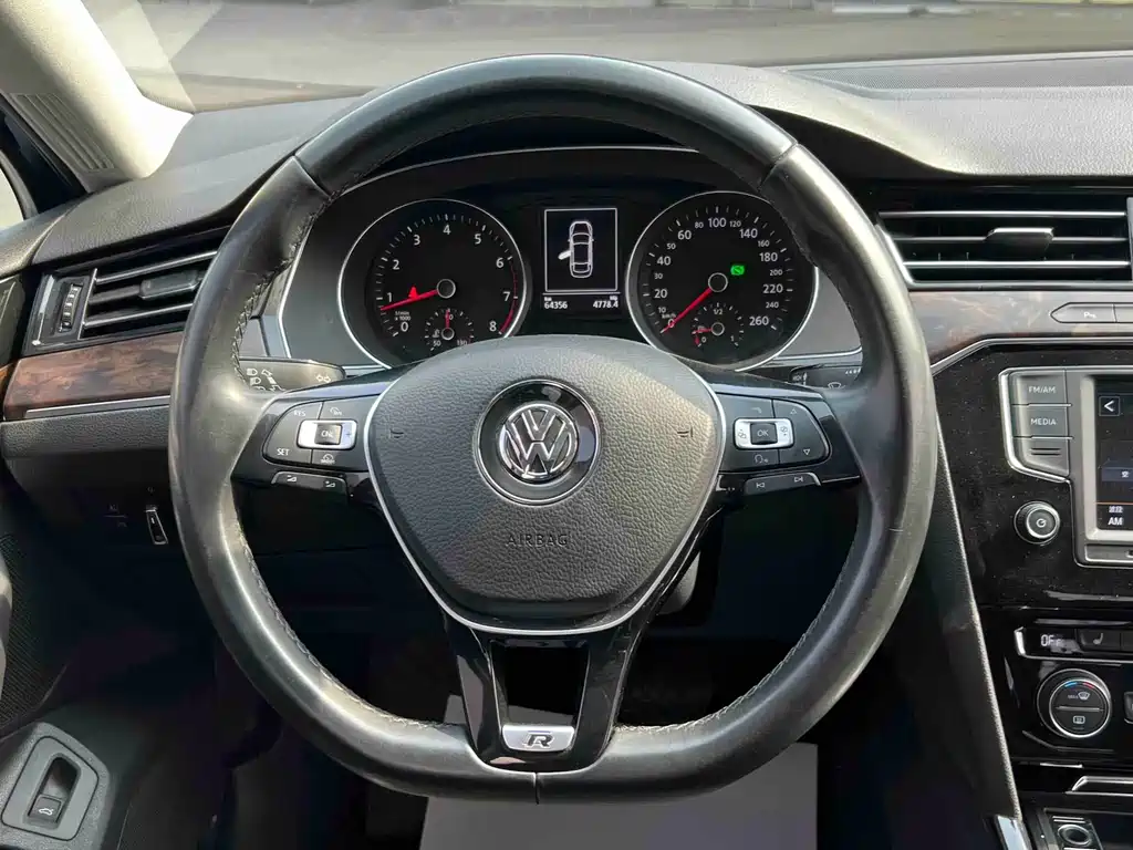 Magotan 2017 330TSI DSG luxury model купить на сайте DeffCars