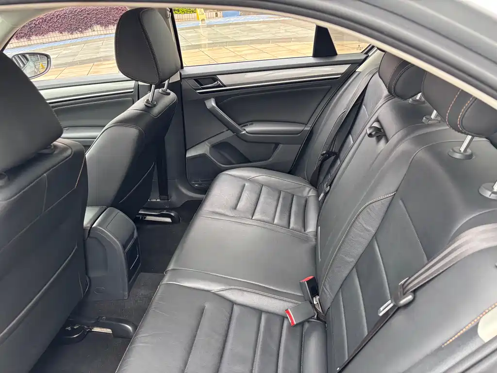 Bora 2018 1.5L automatic comfort model купить на сайте DeffCars