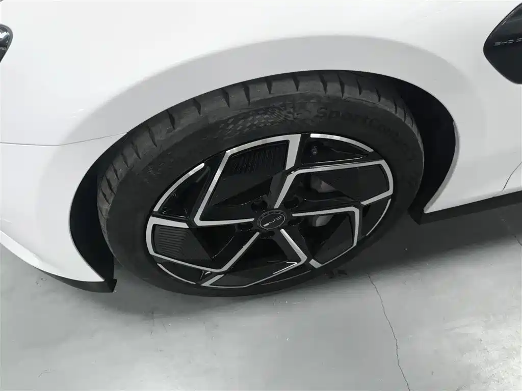 Seal 2022 700km long range rear-wheel drive version купить на сайте DeffCars