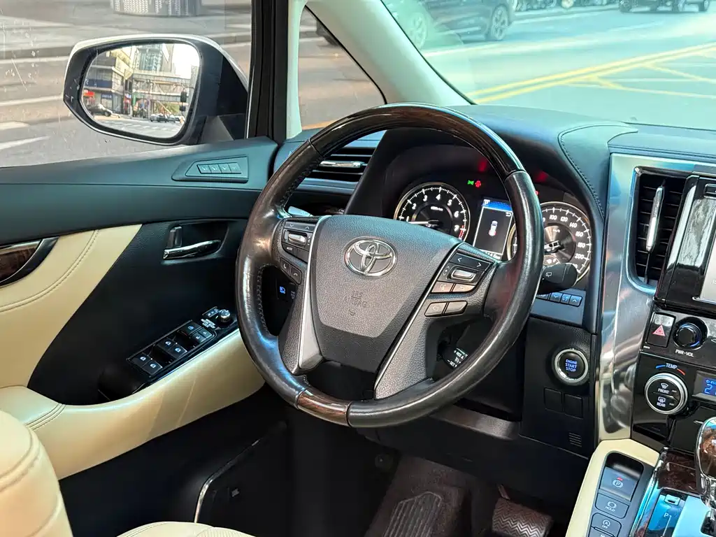 Alfa 2018 facelift 3.5L luxury version купить на сайте DeffCars