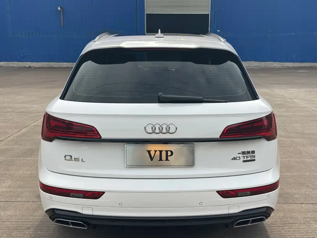 Audi Q5L 2023 40T luxury and dynamic model купить на сайте DeffCars
