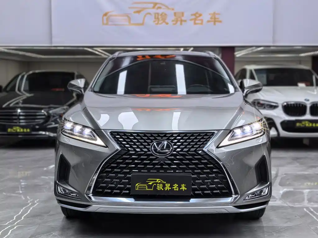 Lexus RX 2020 facelift 300 four-wheel drive elegant version купить на сайте DeffCars