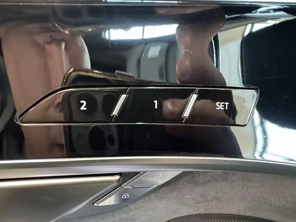 Audi A8 2021 A8L 50 TFSI quattro luxury model купить на сайте DeffCars