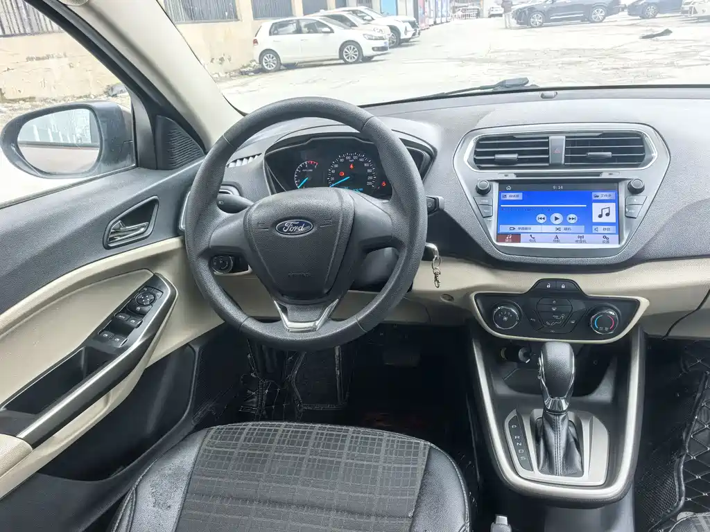Escort 2017 facelift 1.5L automatic comfort model купить на сайте DeffCars