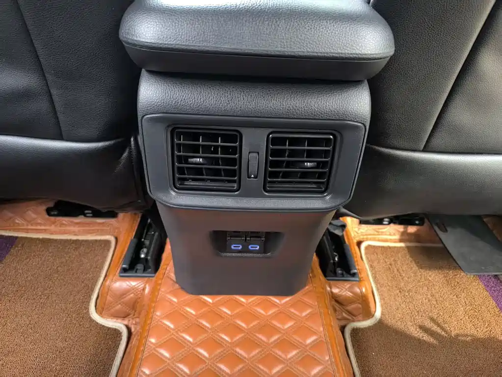 RAV4 Rongfang 2021 2.0L CVT four-wheel drive fashion version купить на сайте DeffCars
