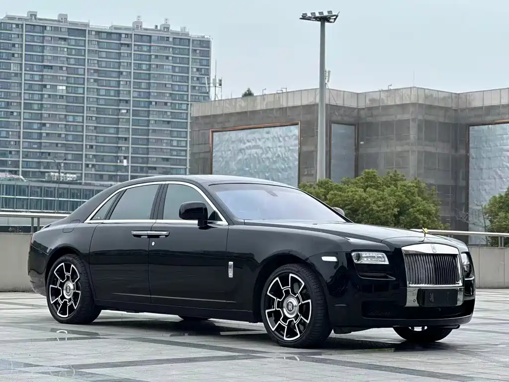 Ghost 2010 6.6T Standard Edition купить на сайте DeffCars