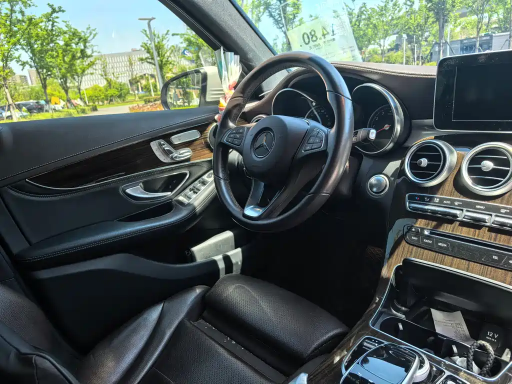 Mercedes-Benz GLC 2019 GLC 260 L 4MATIC luxury model купить на сайте DeffCars