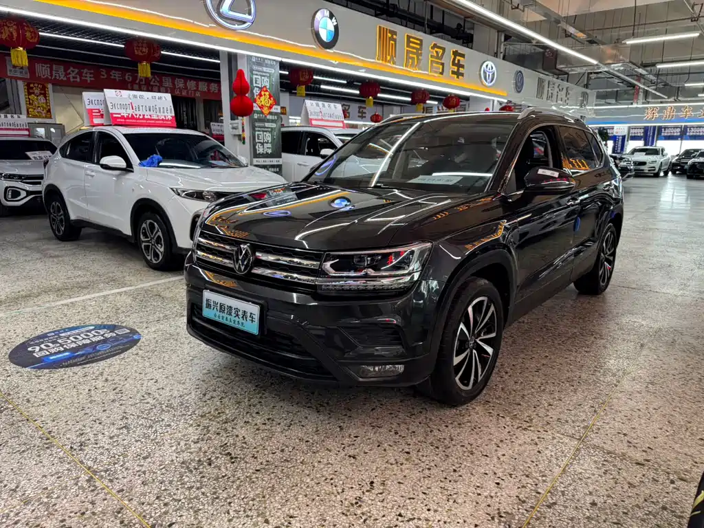 Tharu 2022 280TSI 2WD Deluxe Edition купить на сайте DeffCars