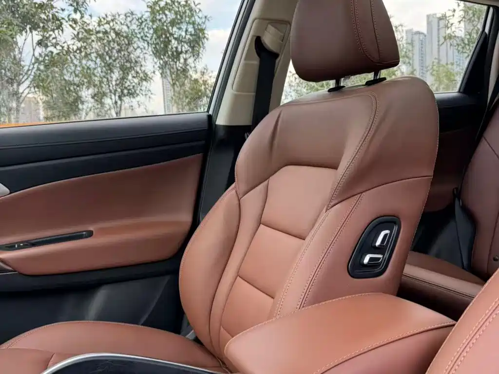 Boyue 2018 1.8TD automatic two-wheel drive smart model 4G interconnected version купить на сайте DeffCars
