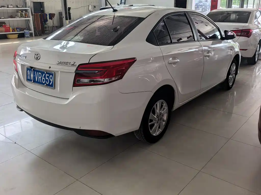 YARiS L 2019 1.5E CVT Charming Edition National VI купить на сайте DeffCars