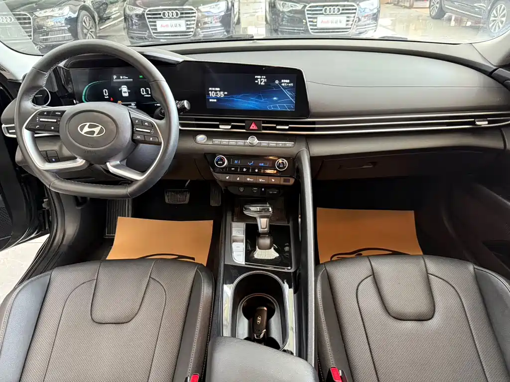 Elantra 2023 1.5L CVT LUX Premium Edition купить на сайте DeffCars