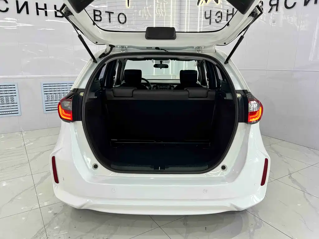 Fit 2021 1.5L CVT Trendy Edition купить на сайте DeffCars