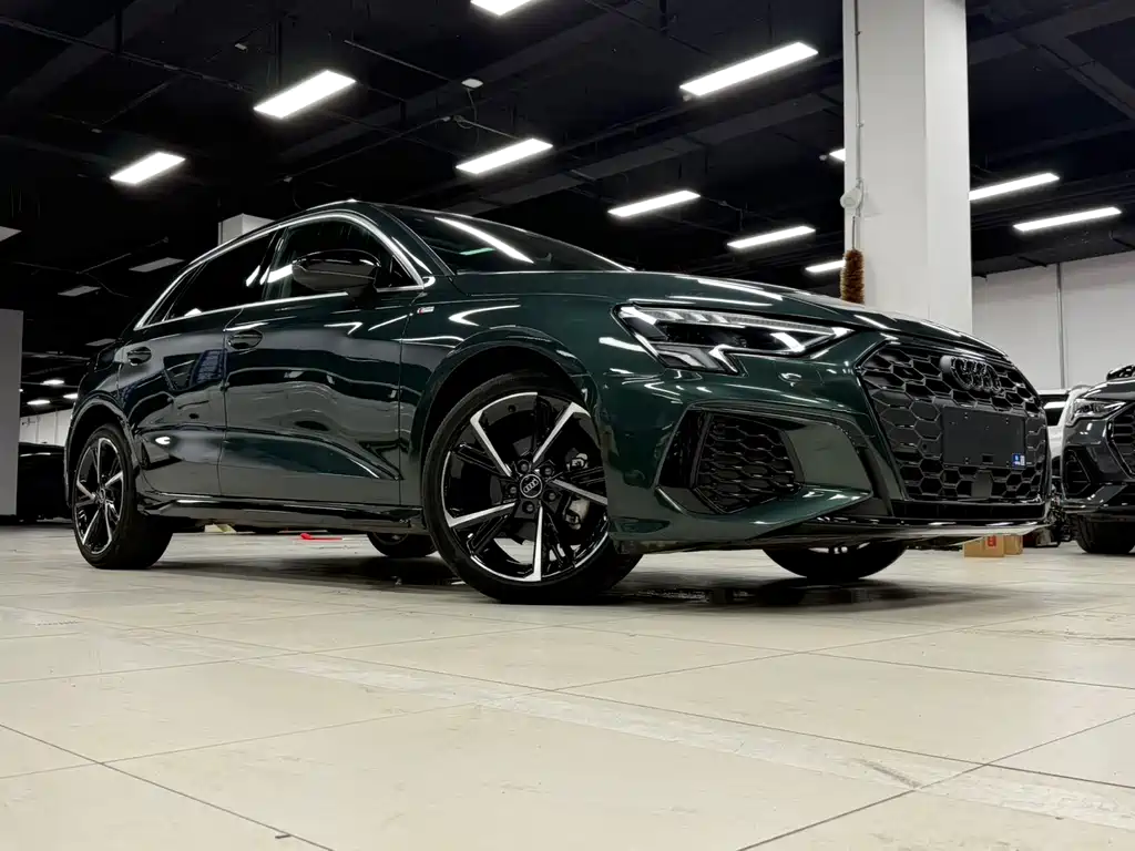 Audi A3 2023 Sportback 35 TFSI stylish and sporty купить на сайте DeffCars