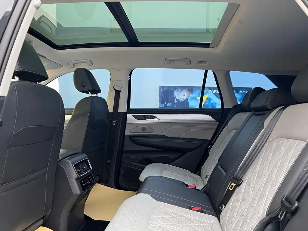 Lanxun 2024 380TSI four-wheel drive R-Line cruise version купить на сайте DeffCars