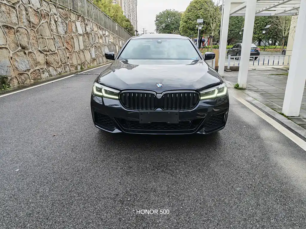 BMW 5 Series 2022 525Li M Sports Package купить на сайте DeffCars