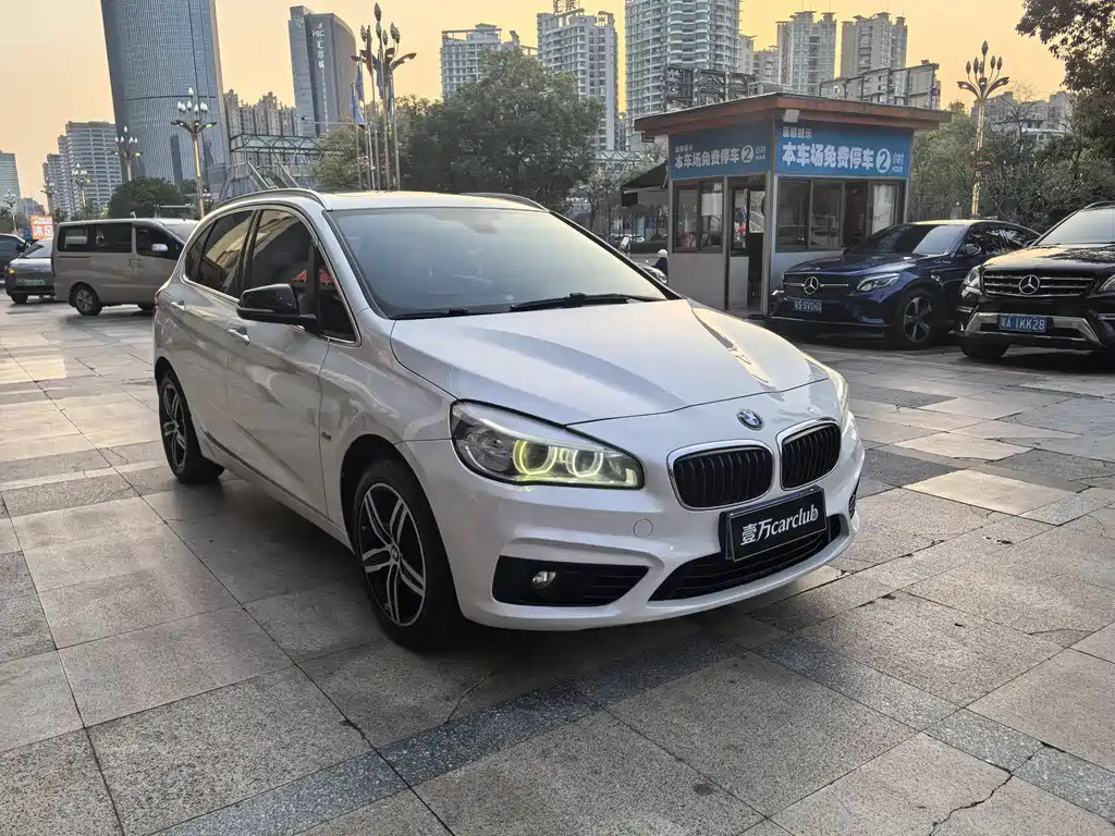BMW 2 Series Touring 2016 218i Sports Design Package купить на сайте DeffCars