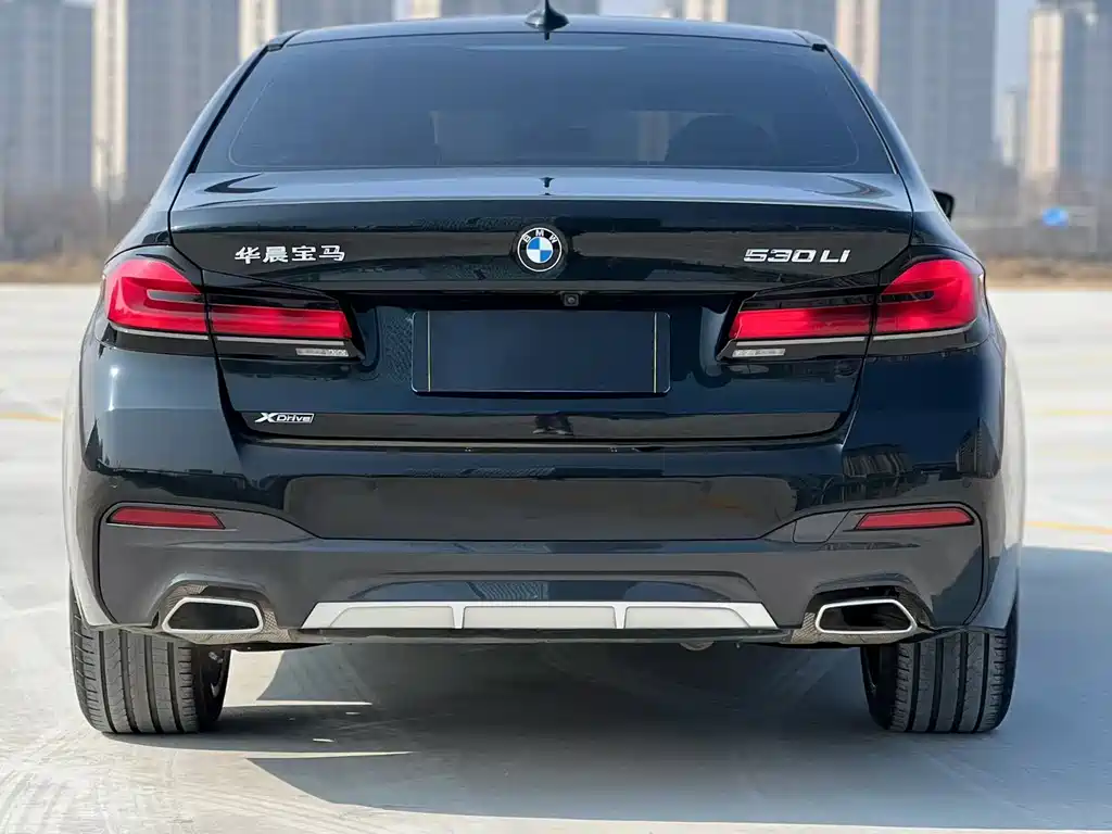 BMW 5 Series 2021 530Li Leading M Sports Package купить на сайте DeffCars