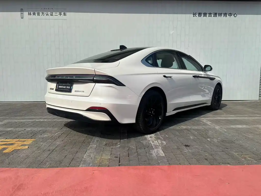 Lincoln Z 2025 2.0T Premium Hybrid Edition купить на сайте DeffCars