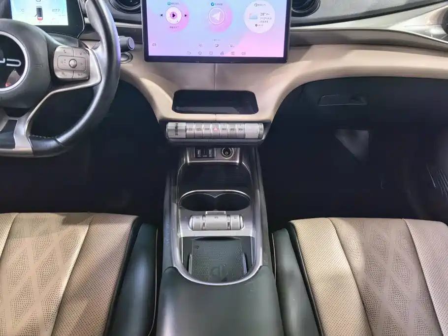 Dolphin 2023 420km Fashion Edition купить на сайте DeffCars