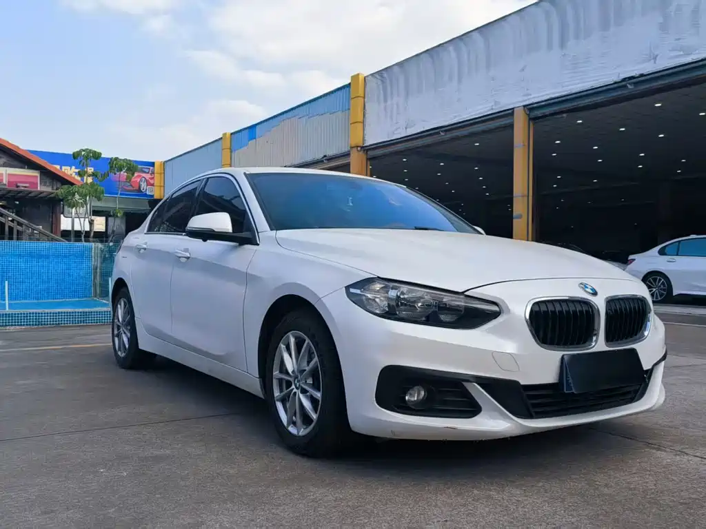 BMW 1 Series 2017 118i Fashion Model купить на сайте DeffCars